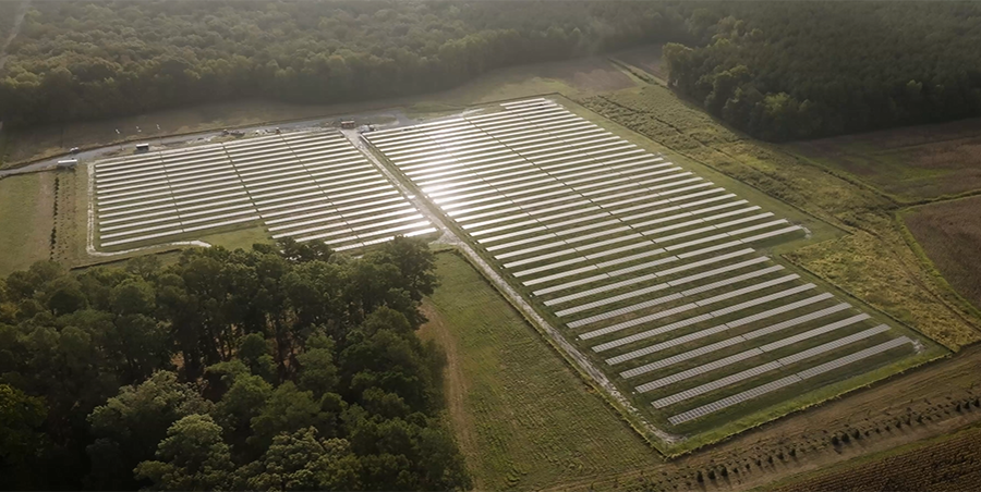 Summit Ridge Energy solar farm, Photo credit: Ben Paul Morris